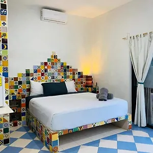  Hotel Cápsula Casa Talavera